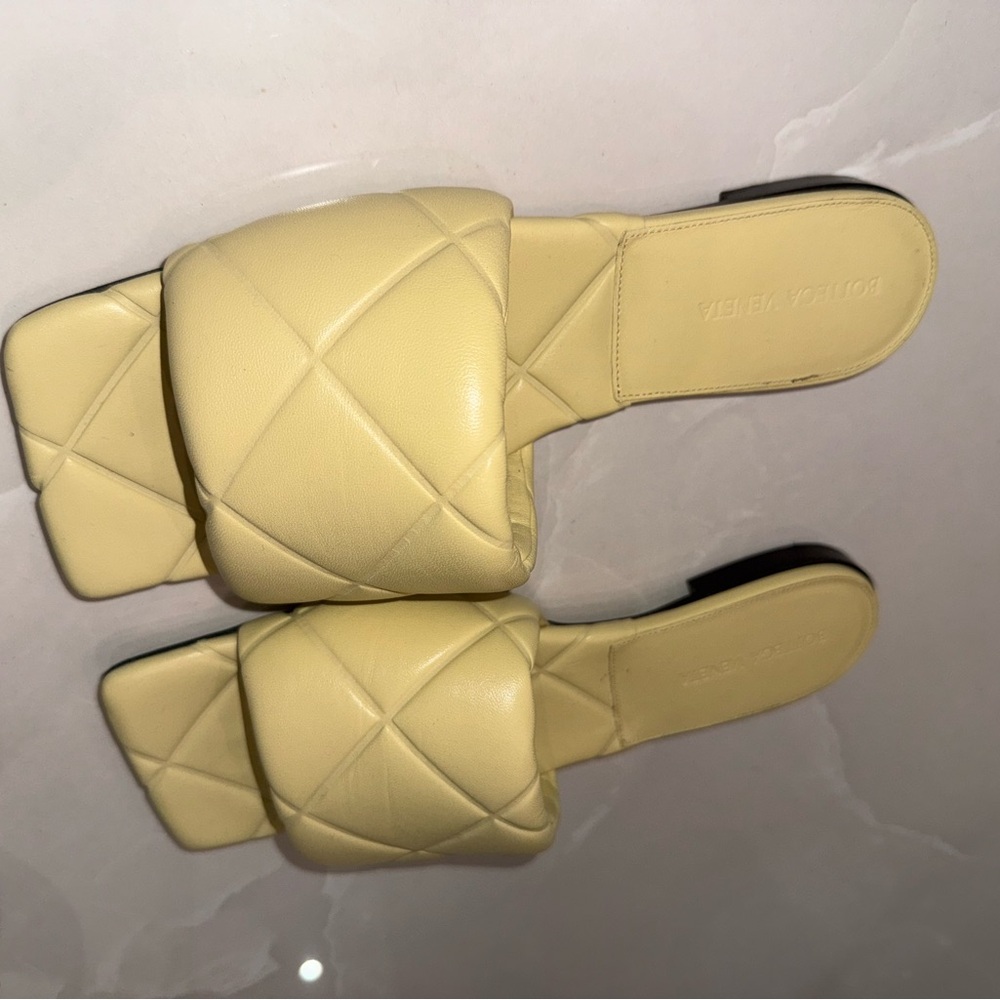 Bottega Veneta Lido Slide Sandals - Yellow - Picture 3 of 4